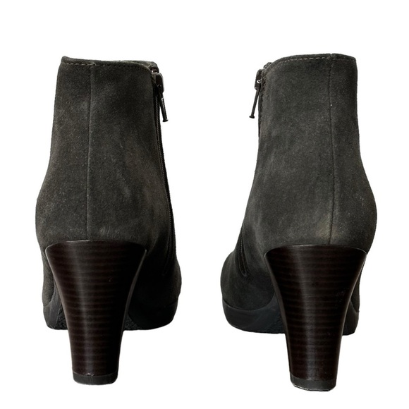 La CANADIENNE Gray Suede Heeled Bootie Leather Ankle Boot Winter Boot Size 9 - Picture 4 of 7
